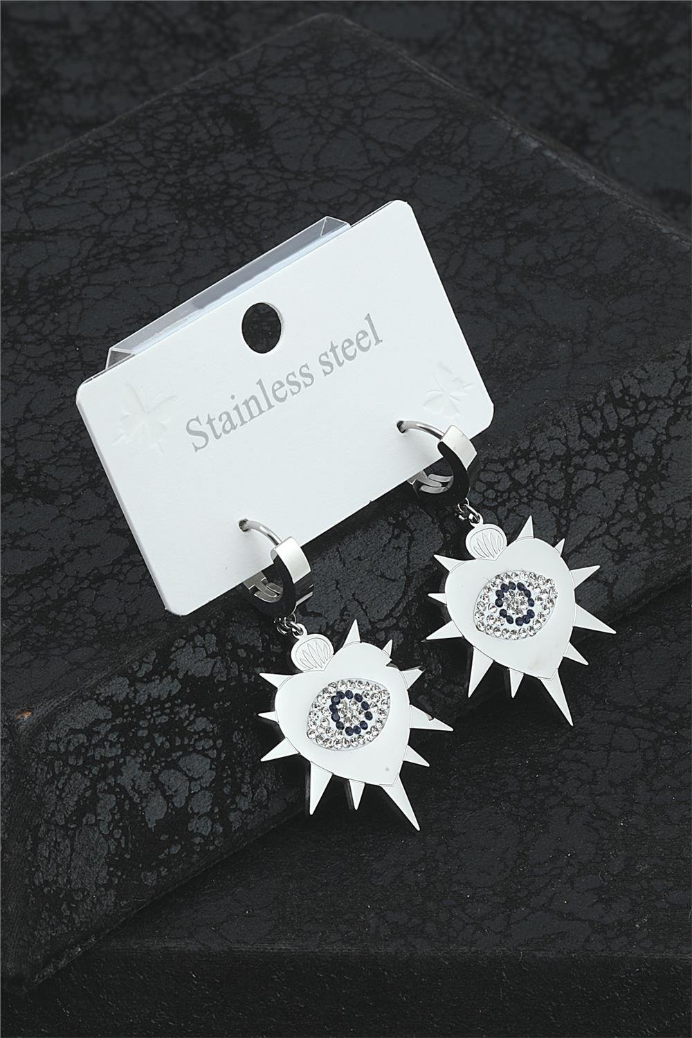 Stainless Steel Takı Çelik mi?