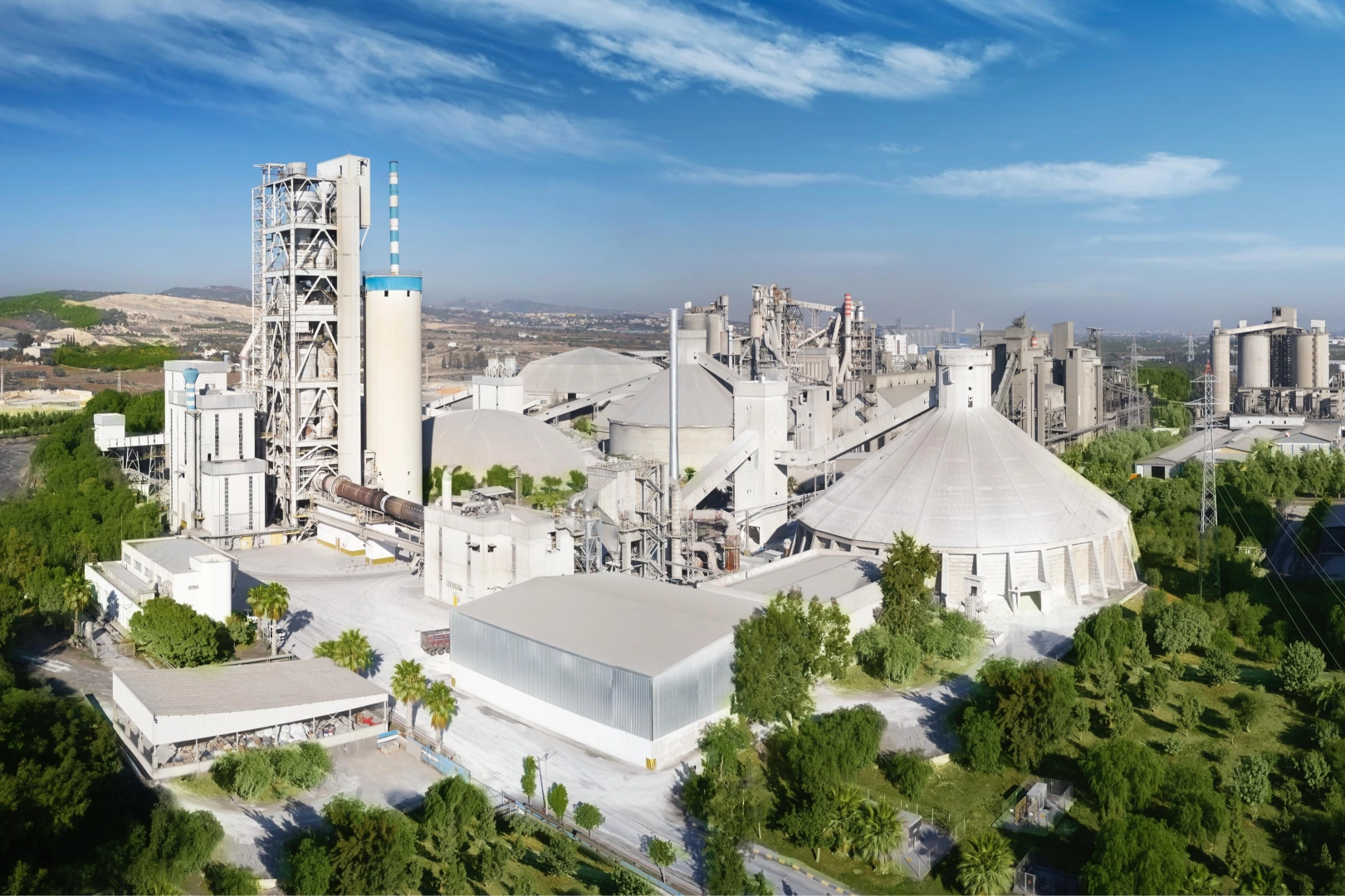 Çimsa, ilk çeyrekte cirosunu yüzde 21 artırdı