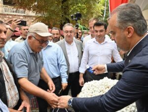 Bursa’da ‘ipeksi’ festivale koza alımlı başlangıç