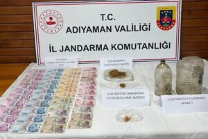 Adıyaman’da üzerinde uyuşturucu madde bulundurduğu tespit edilen şahıs tutuklandı. ADIYAMAN