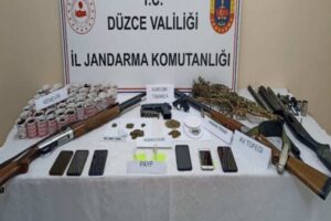 Düzce İl Jandarma Komutanlığı, il genelinde uyuşturucu ile mücadelesini önleyici