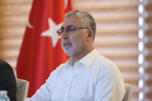 Çalışma ve Sosyal Güvenlik Bakanı Prof. Dr. Vedat Işıkhan, 81