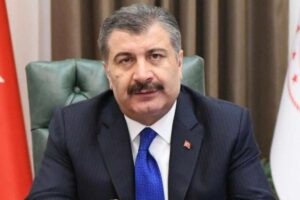 Sağlık Bakanı Fahrettin Koca, üç kişinin hayatını kaybettiği Burdur’daki diyaliz
