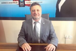 İYİ Parti Edirne İl Başkanı Alpay Alpagut Engin, Babalar Günü dolayısıyla