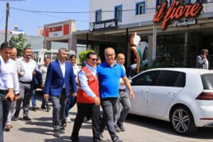 Muğla Büyükşehir Belediye Başkanı Ahmet Aras Bodrum’da devam eden Mumcular