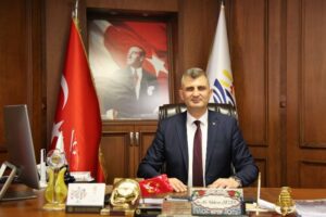 Gölcük Belediye Başkanı Ali Yıldırım Sezer, yayınladığı mesaj ile başta