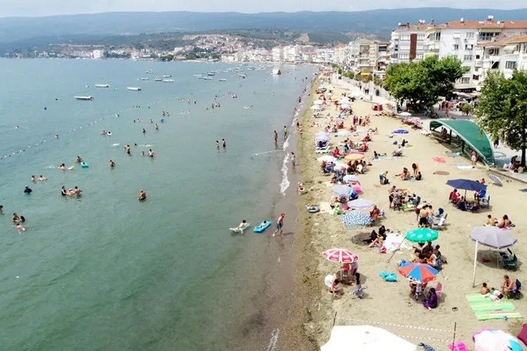 Bursa’da tatil sezonunun başlamasıyla birlikte, tatil köyleri vatandaşlarla doldu taştı.
