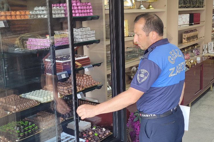 Gebze Belediyesi Zabıta Müdürlüğü’ne bağlı ekipler, yaklaşan Kurban Bayramı öncesi