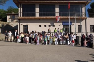 700 yıllık mazisi ve kerpiç evleriyle görenleri kendine hayran bırakan
