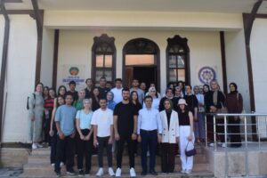 Malatya İnönü Üniversitesi İletişim Fakültesi Halkla İlişkiler Bölümü öğrencileri Malatya