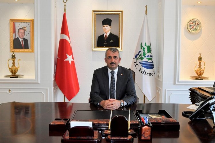 Edirne Valisi Yunus Sezer, 663.Kırkpınar nedeniyle Kırkpınar Haftası nedeniyle bir açıklama yayınladı.
