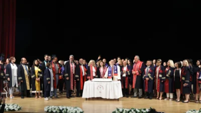 Erciyes Üniversitesi (ERÜ) tarafından bu yıl ilk defa enstitülerden mezun