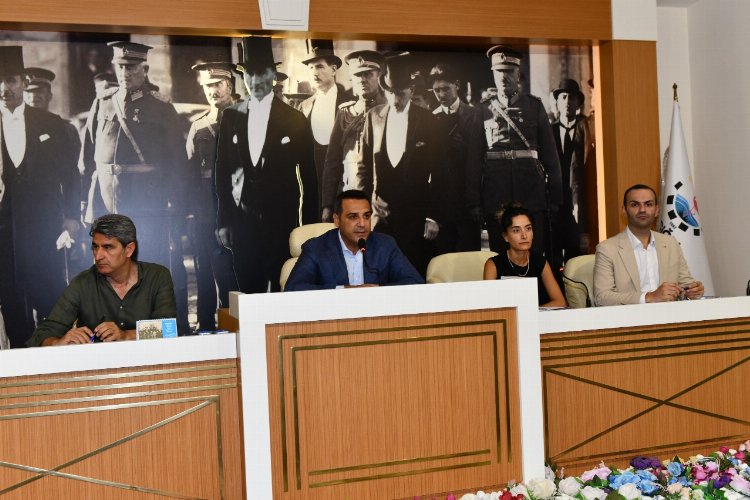Çiğli Belediyesi Temmuz ayı olağan meclis toplantısının ikinci birleşimi Başkan
