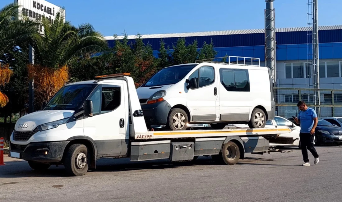 Kocaeli Büyükşehir Belediyesi, kent genelinde “illegal” çalışarak korsan servis faaliyetine