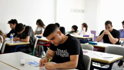 Antalya’da Muratpaşa Belediyesi’nin ücretsiz Muratpaşa Gençlik Eğitim Merkezi’nde (MURGEM) üniversite