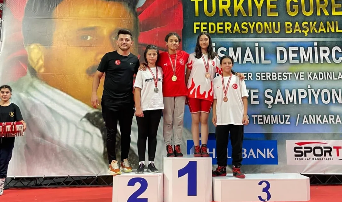 Nevşehir Belediyesi sporcusu Buğlem Kılıç, U-11 Kadınlar Güreş Türkiye Şampiyonası’nda