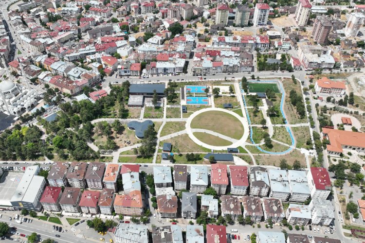 Sivas Belediyesi tarafından vatandaşların yoğun olarak kullandığı park, mesire alanı