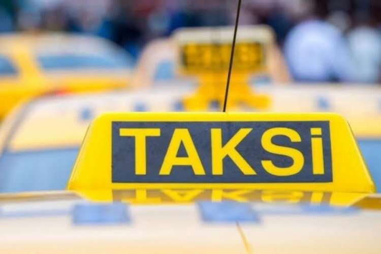 10 Temmuz Taksiciler Günü’nde taksi şoförleri mesleklerini icra ederken yaşadıkları