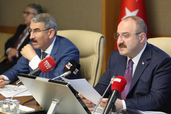 AK Parti milletvekillerinin imzasını taşıyan Tüketicinin Korunması Hakkında Kanun ile