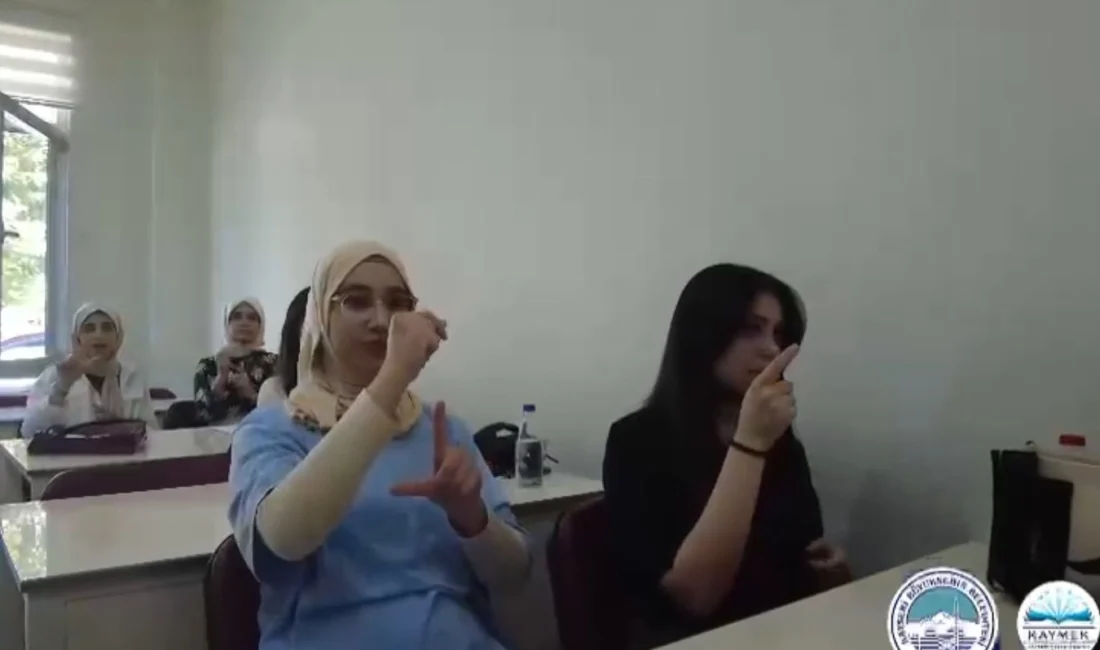 Kayseri Büyükşehir Belediyesi KAYMEK A.Ş. tarafından düzenlenen Türk İşaret Dili