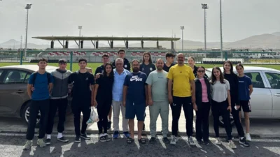 İzmir’de düzenlenen atletizm elemelerine takım olarak katılan Büyükşehir’in yıldız sporcuları