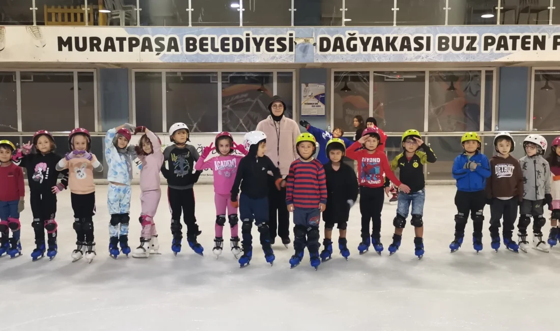 Son yılların en sıcak yaz ayını yaşayan Antalya’da, Muratpaşa Belediyesi’nin