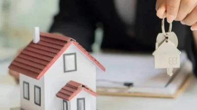 Ticaret Bakanı Ömer Bolat açıkladı. Gayrimenkul sektöründe yeni döneme geçiliyor.