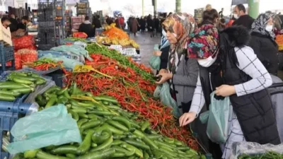 Gıda enflasyonu, özellikle market ve pazar fiyatlarında artmaya devam ediyor.