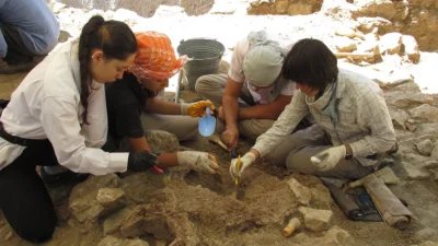 Trakya Üniversitesi Arkeoloji Bölümü öğrencileri 2024 yaz sezonunda Doç. Dr. Müjde