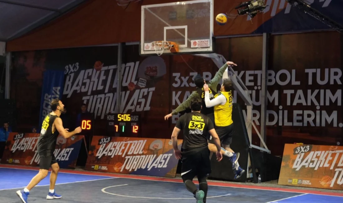 Konya Büyükşehir Belediyesi tarafından düzenlenen 3×3 Basketbol Turnuvası sporseverlere heyecan