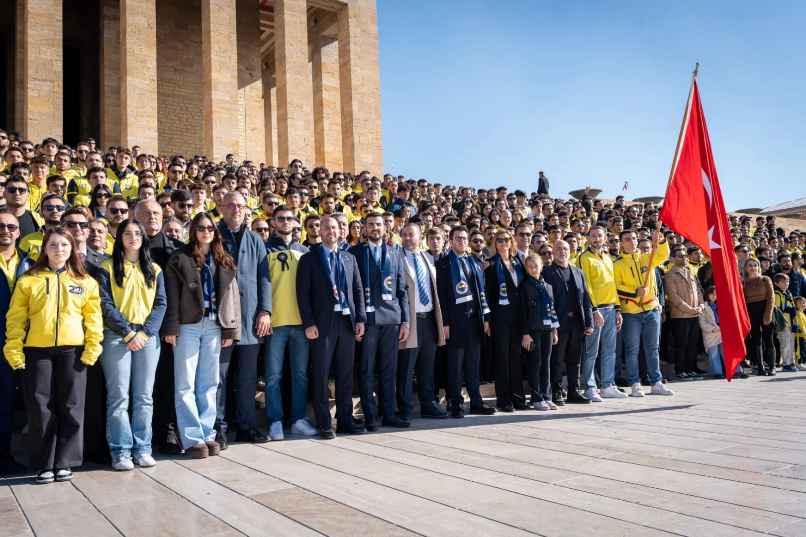 1907 Fenerbahçe Derneği ve 1907 ÜNİFEB Derneği yönetim kurulu üyeleri