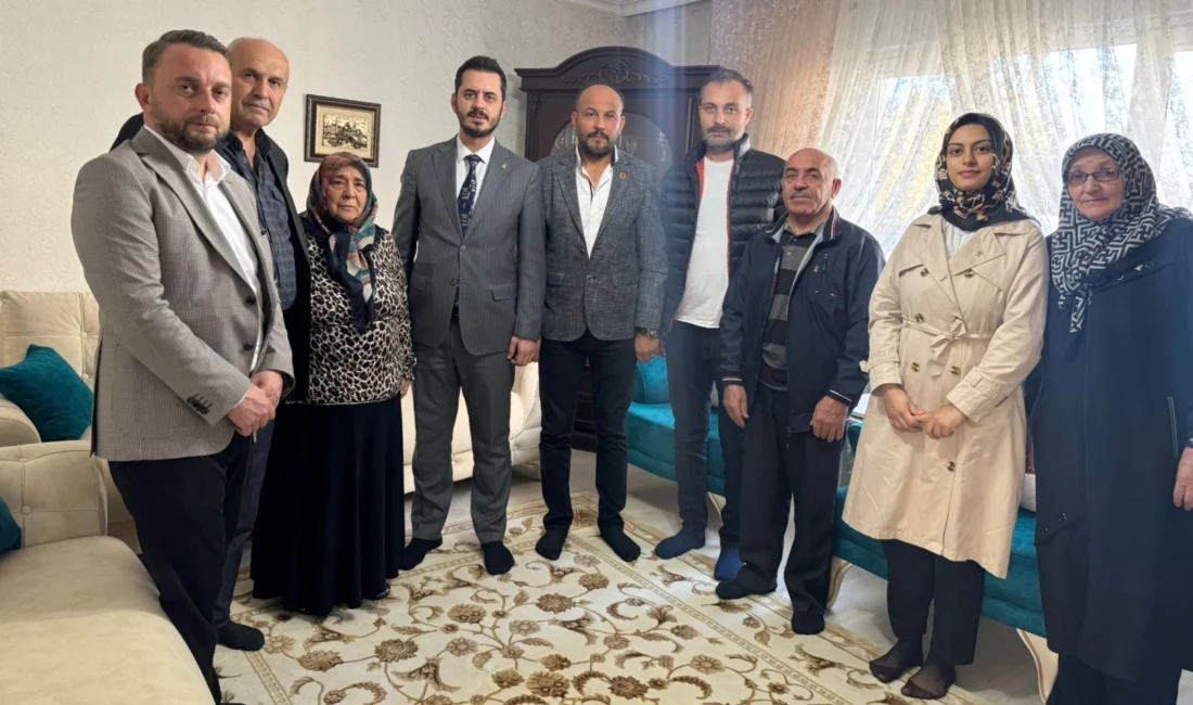 AK Parti Osmangazi İlçe Başkanlığı’nın 8. Olağan Kongresi sonrasında göreve