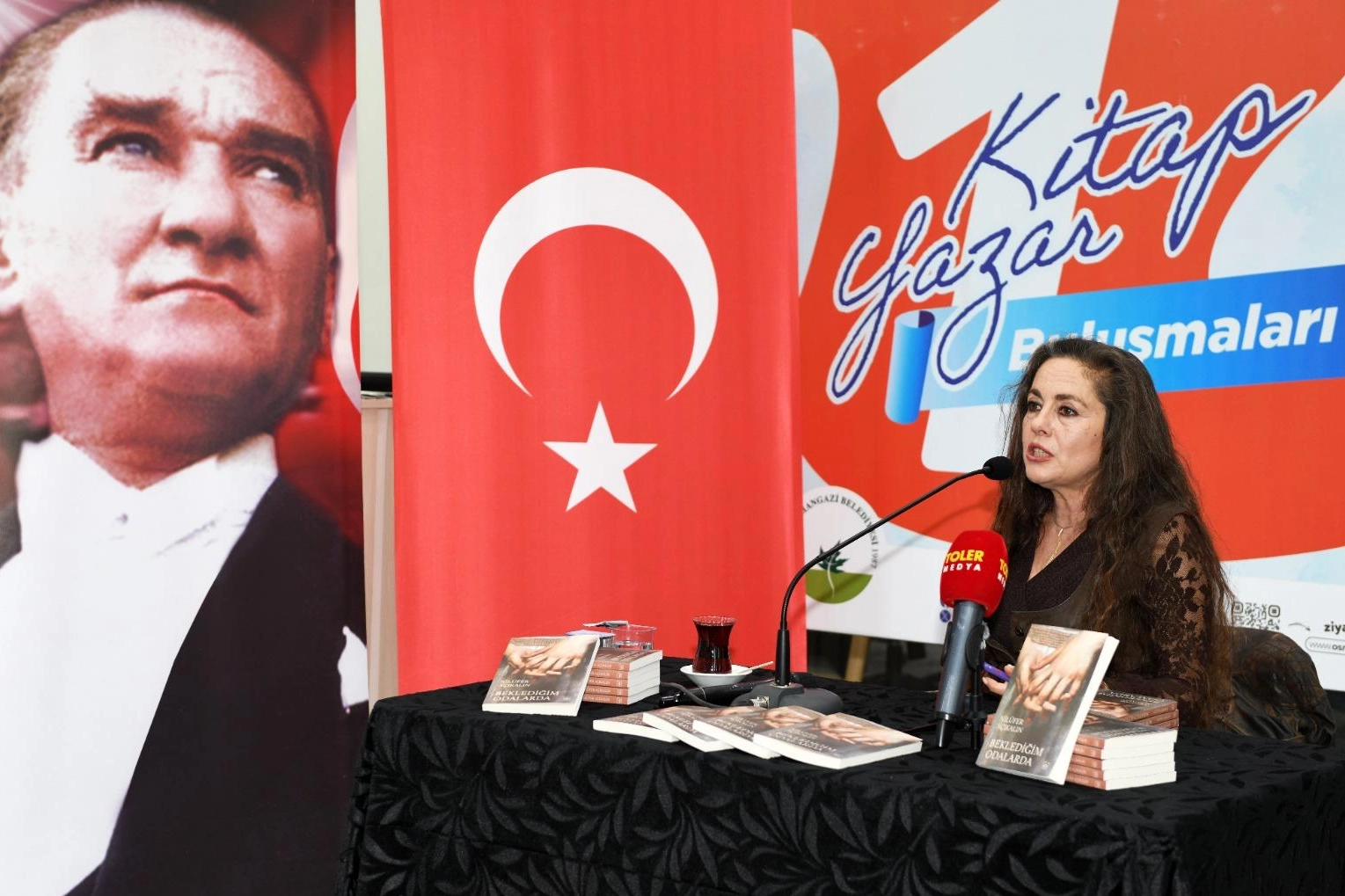 Osmangazi Belediyesi tarafından düzenlenen ‘1 Kitap 1 Yazar’ buluşmalarının son