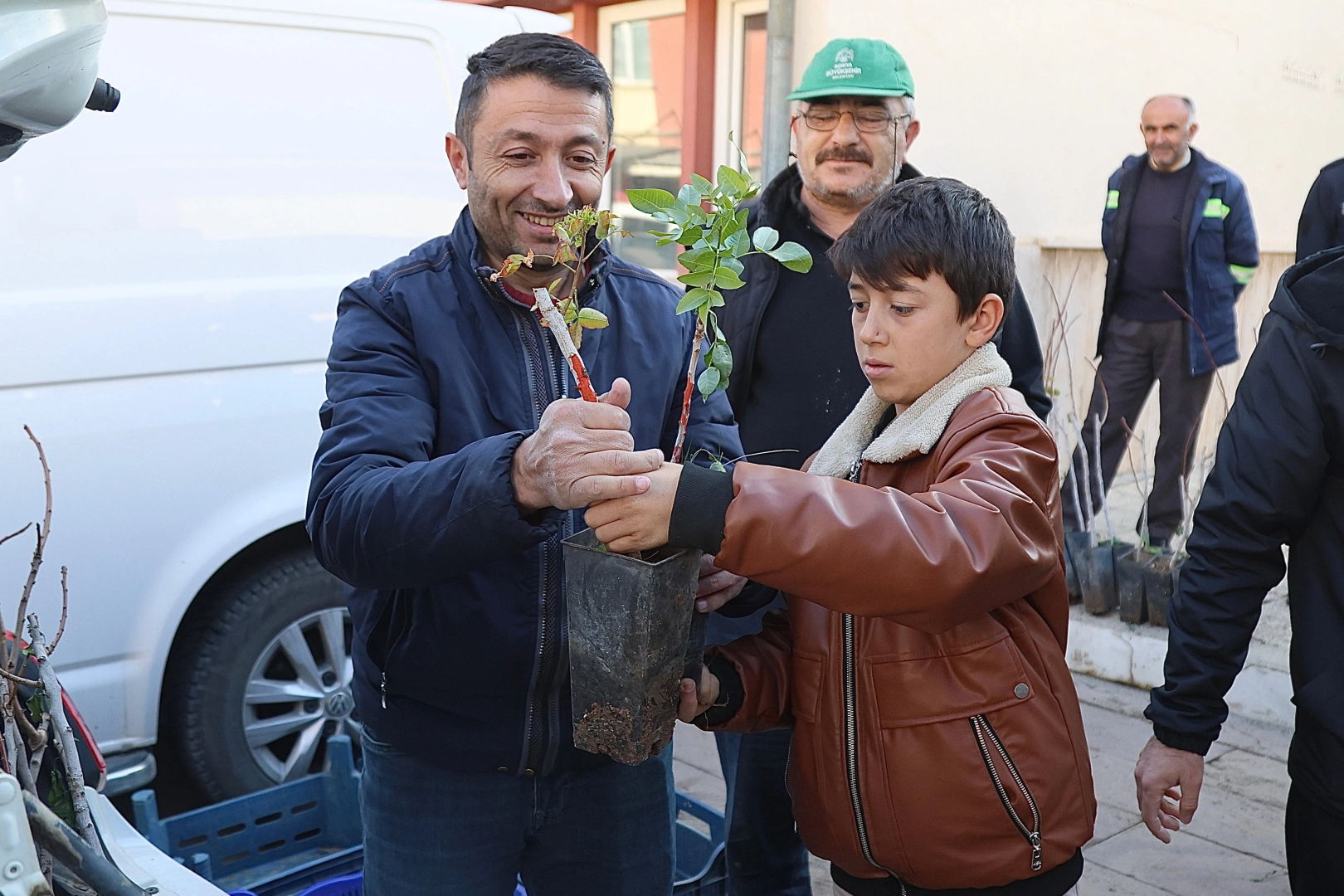 Konya Büyükşehir Belediyesi, tarımsal üretimi artırmak ve çiftçilerin refah seviyesini