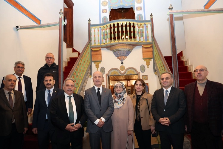 Talas Belediye Başkanı Mustafa Yalçın, bir dizi programlara katılmak üzere