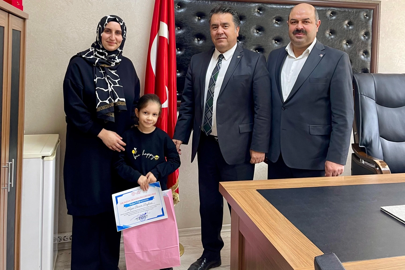 Mardin’de düzenlenen “Dilimizin Zenginlikleri Projesi” kapsamında Sözlük Tasarım Yarışması’nda Yeşilli