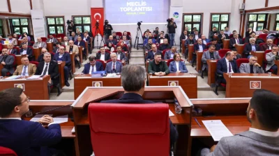 Sakarya Büyükşehir Belediyesi Aralık Olağan Meclis Toplantısı merkez binada gerçekleştirildi.