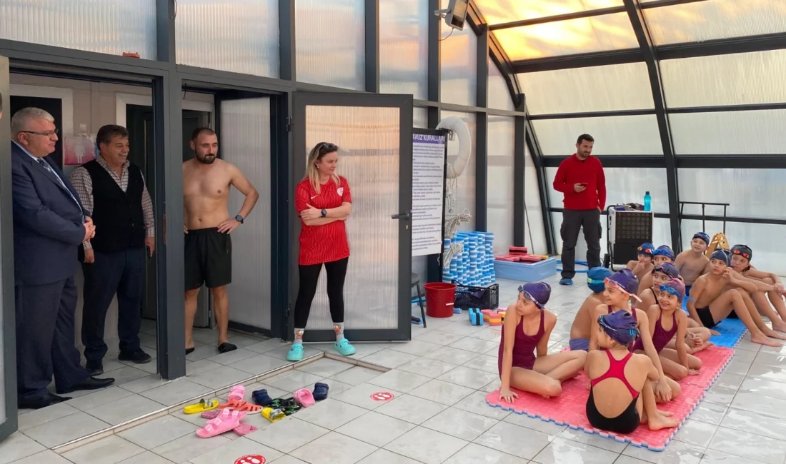 Antalya Kumluca Kaymakamı Bahadır Güneş, kurum ziyaretleri kapsamında Gençlik ve