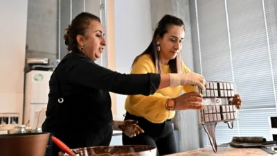 Antalya Muratpaşa Belediyesi’nin düzenlediği son zamanların popüler yiyeceği ‘Dubai Çikolatası