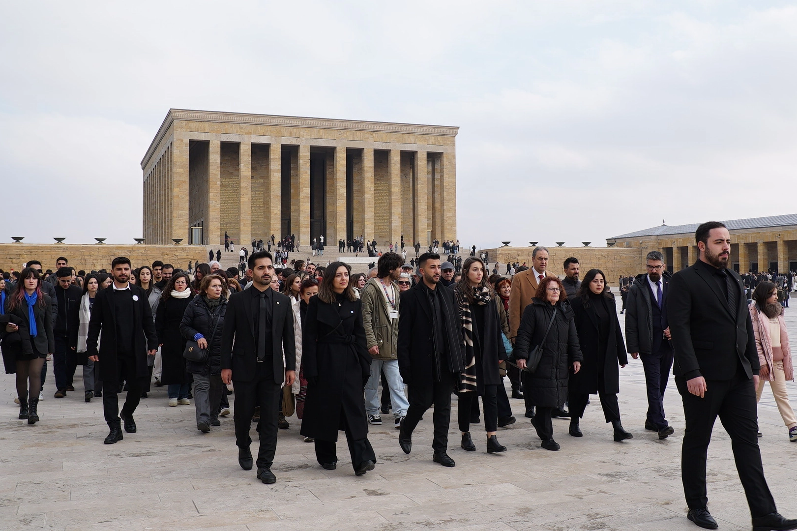Çağdaş Gençlik, Cumhuriyet’in 101. yılında Ata’sına bir kez daha “Biz