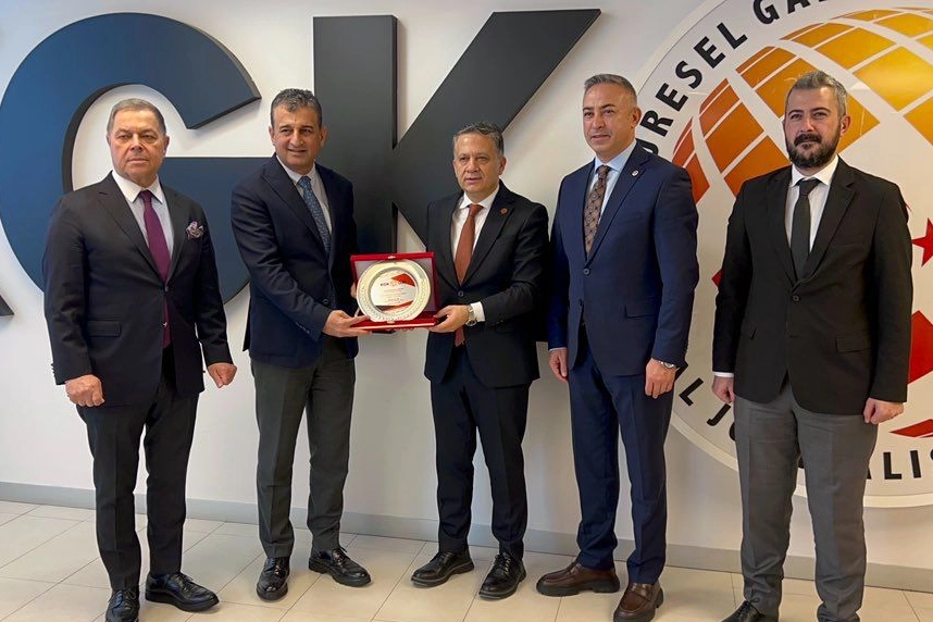 Küresel Gazeteciler Konseyi (KGK), CHP Genel Başkan Yardımcısı Burhanettin Bulut’u