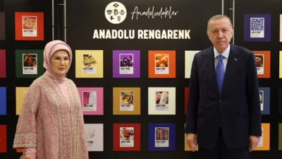 Sanayi ve Teknoloji Bakanlığı’nca yürütülen “Anadoludakiler” projesinin Cumhurbaşkanlığı Külliyesi’ndeki sergiyi,
