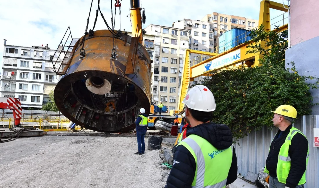 İzmir Büyükşehir Belediyesi’nin yapımını sürdürdüğü Buca Metrosu’nun tünel kazıları devam