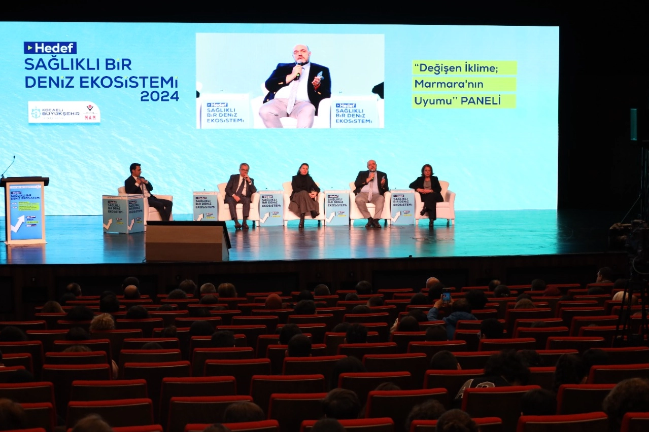 Kocaeli Büyükşehir’in ev sahipliğinde düzenlenen “Hedef Sağlıklı Bir Deniz Ekosistemi”