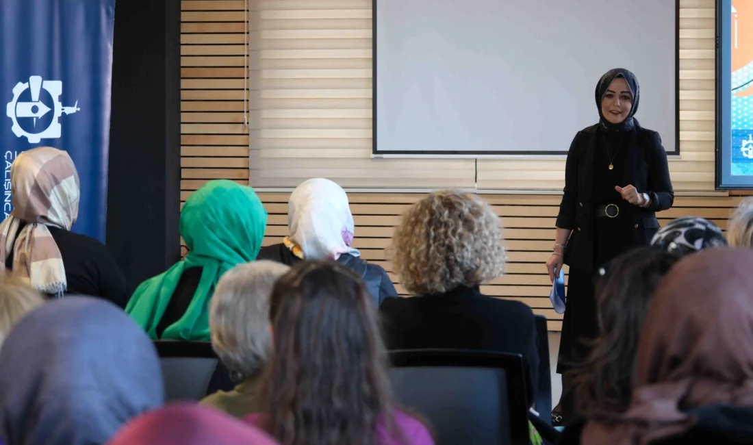 Kocaeli Büyükşehir’in “Dünya Kadın Hakları Günü” kapsamında düzenlediği söyleşide kadın
