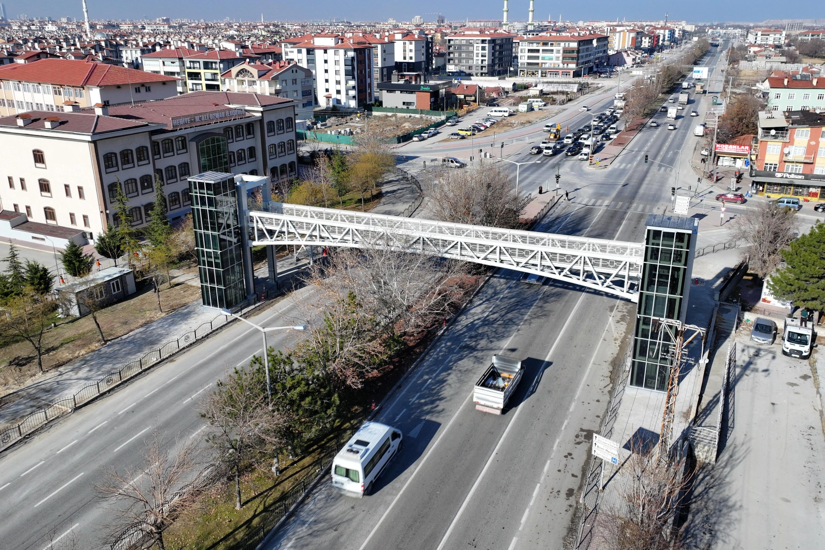 Konya Büyükşehir Belediyesi, Adana Çevre Yolu üzerinde bulunan ve metal
