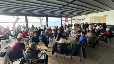 Marmara Adalar Belediyesi tarafından hayata geçirilen Kole Ada Cafe, düzenlenen