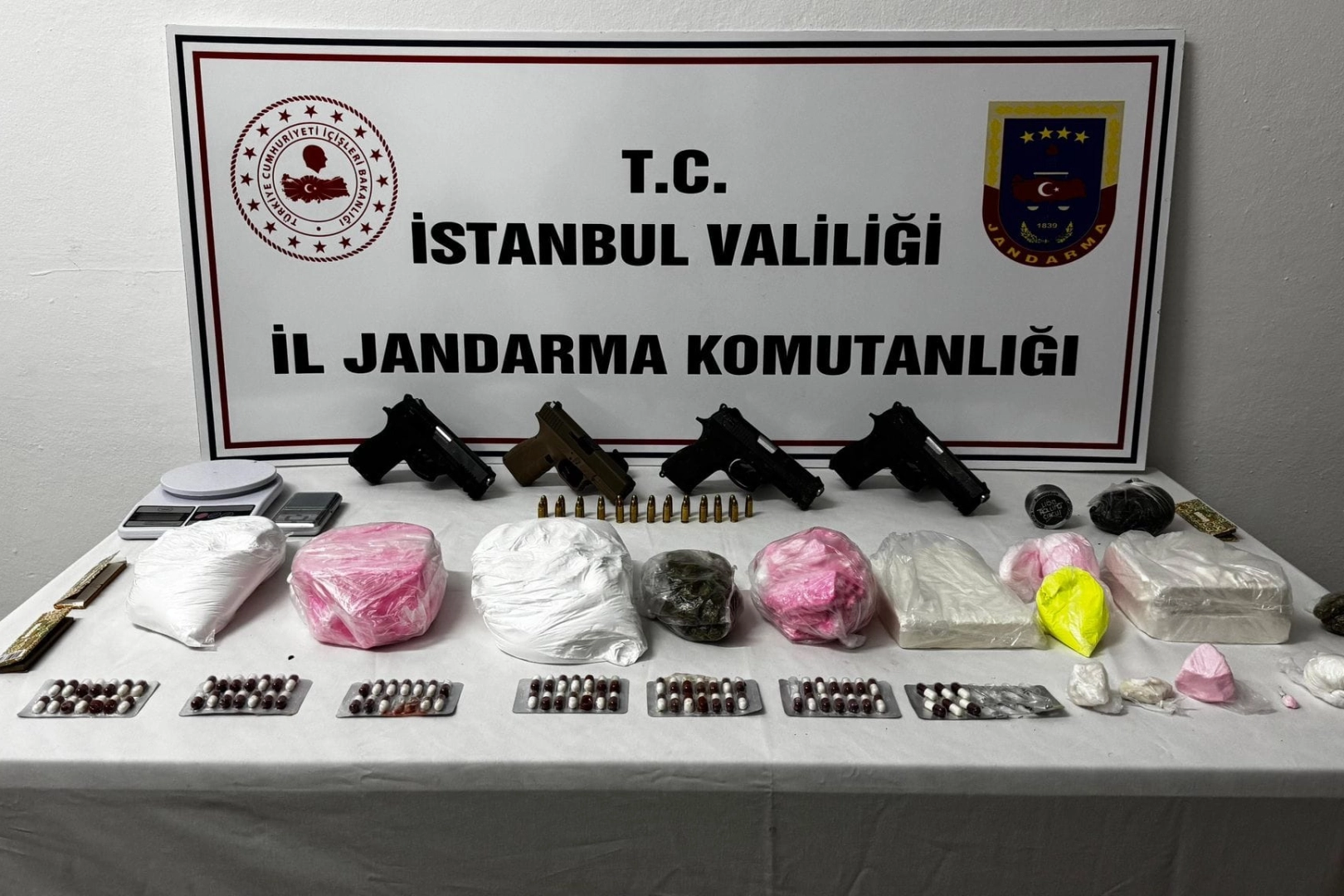 İstanbul İl Jandarma Komutanlığı Şile İlçe Jandarma Komutanlığı ekiplerince Sahilköy