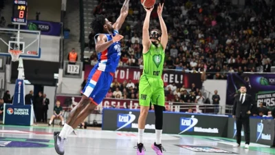 TOFAŞ Basketbol Takımı, ligin 11. haftasında evinde Türk Telekom ile