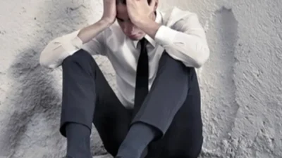 Depresyon, bireylerin kendini psikolojik olarak iyi hissetmediği, çok uzun süreler